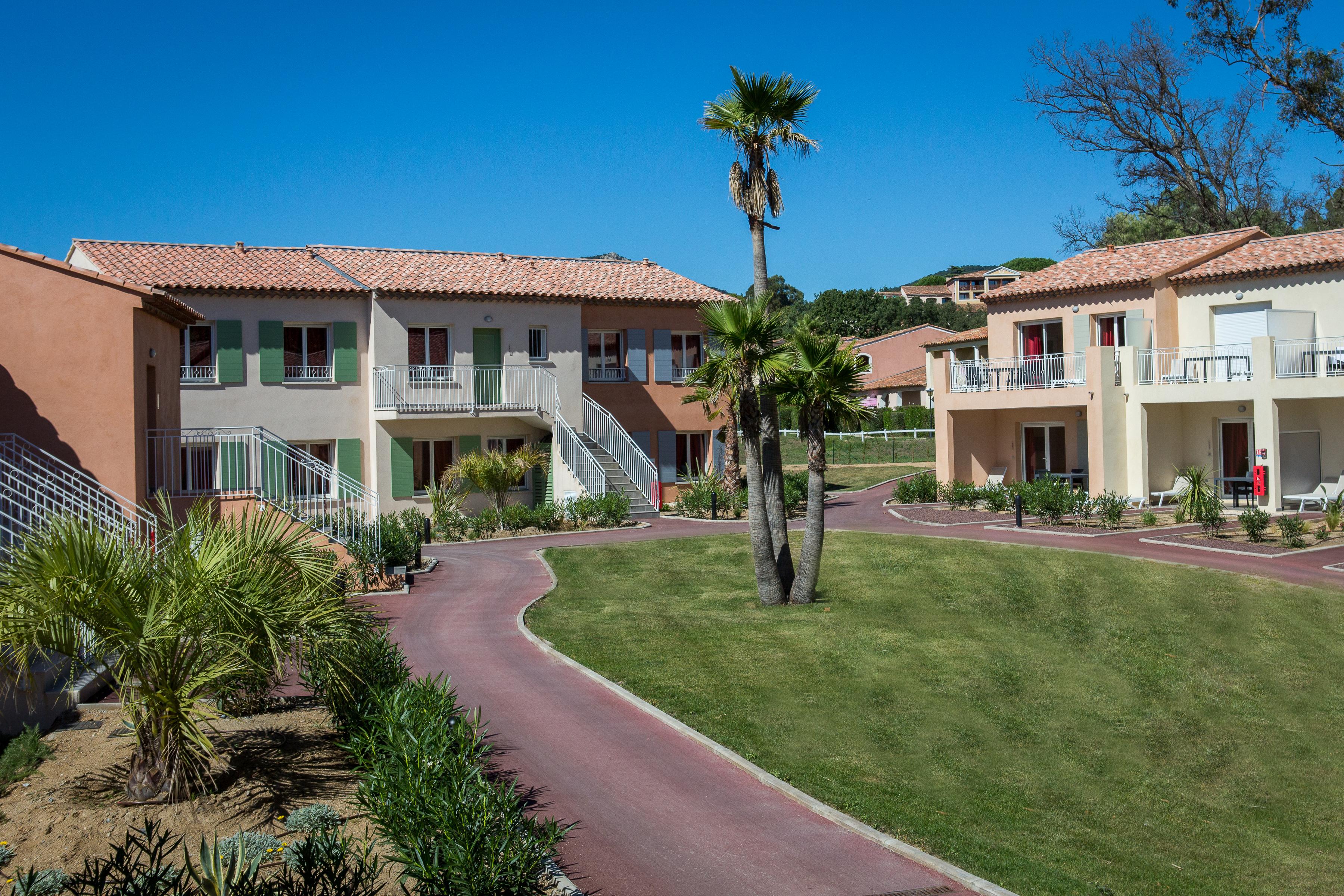 Sowell Residences Les Perles Du Golfe De Saint-Tropez Grimaud Dış mekan fotoğraf